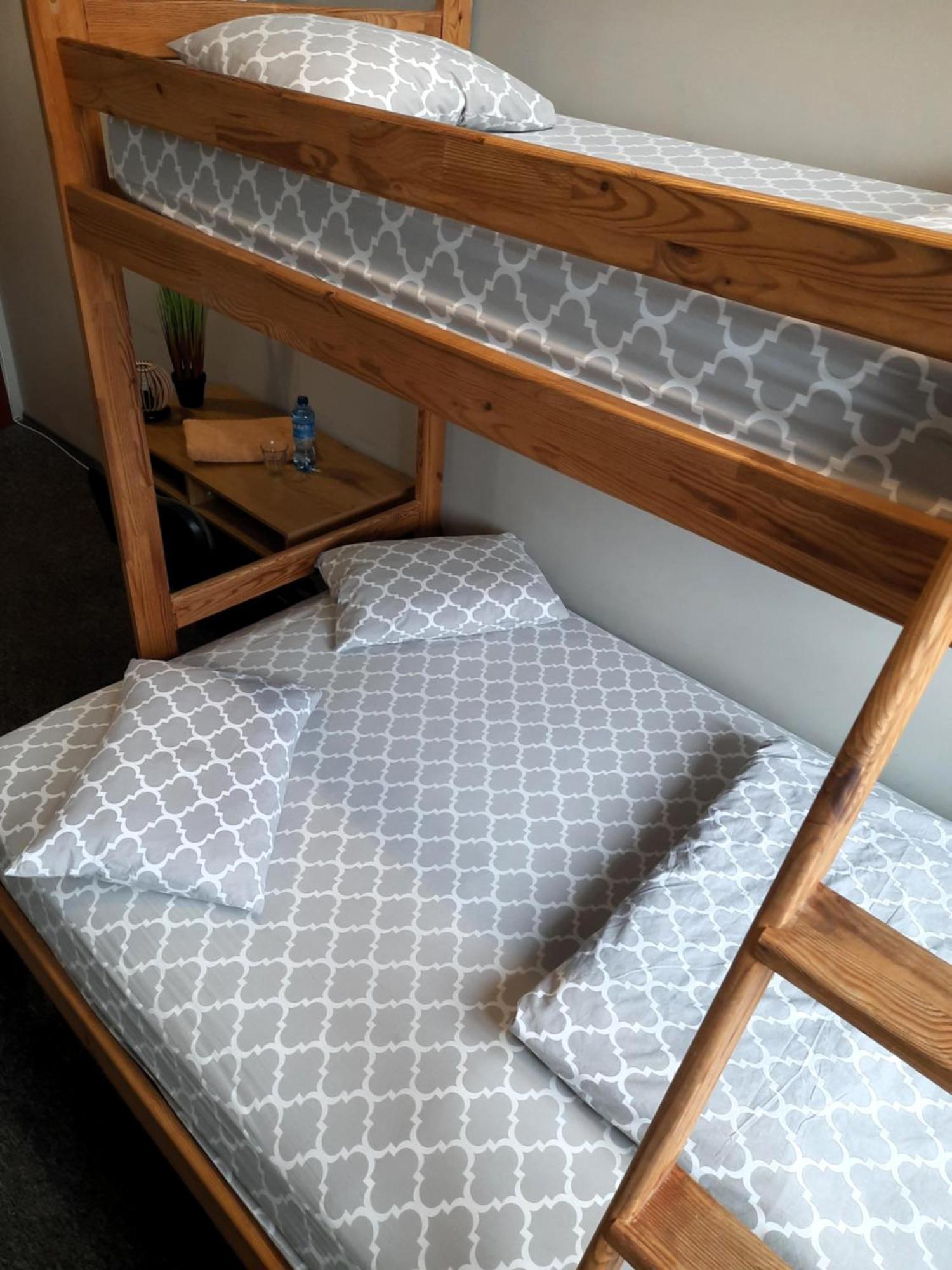 Go Hostel Rewolucji วูดช์ ภายนอก รูปภาพ