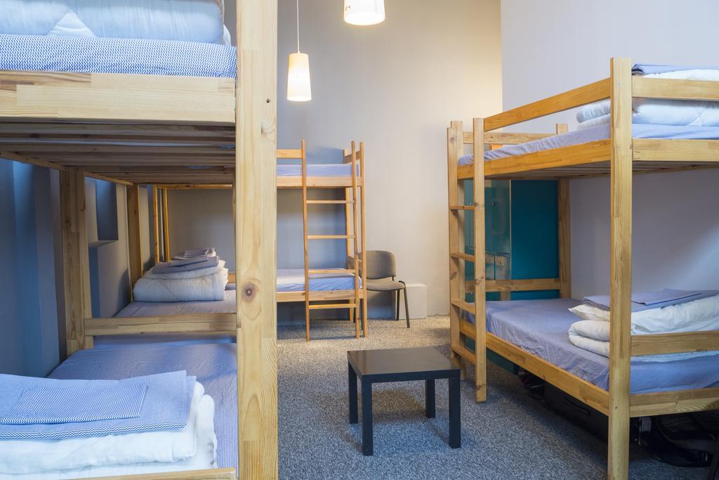 Go Hostel Rewolucji วูดช์ ภายนอก รูปภาพ